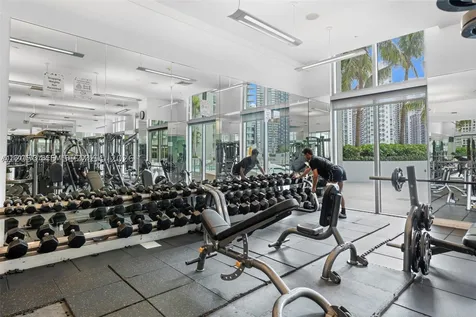 90 SW 3rd Street Miami FL 33130