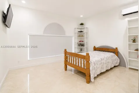 16075 SW 149th Terrace Miami FL 33196