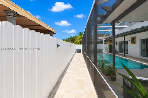 16075 SW 149th Terrace Miami FL 33196