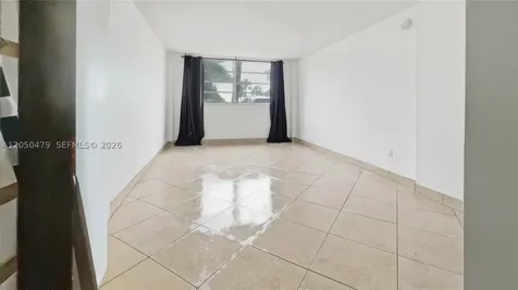 16450 Miami Drive North Miami Beach FL 33162