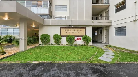 16450 Miami Drive North Miami Beach FL 33162