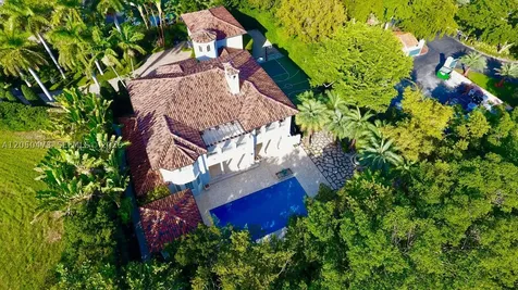 277 Marinero Court Coral Gables FL 33143