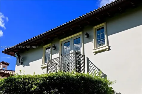 277 Marinero Court Coral Gables FL 33143