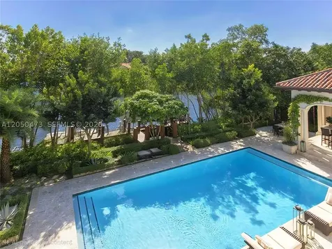 277 Marinero Court Coral Gables FL 33143