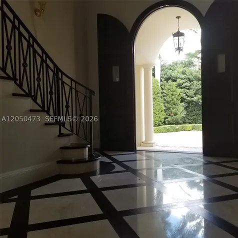 277 Marinero Court Coral Gables FL 33143