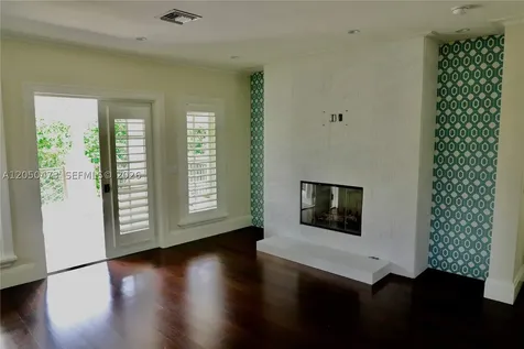 277 Marinero Court Coral Gables FL 33143