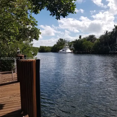 277 Marinero Court Coral Gables FL 33143