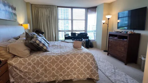3600 Mystic Pointe Drive Aventura FL 33180