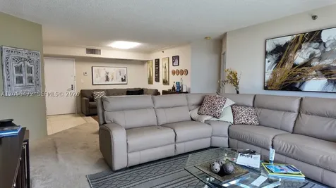 3600 Mystic Pointe Drive Aventura FL 33180