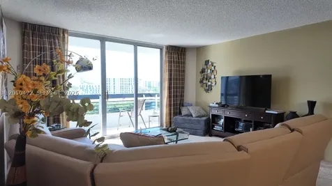 3600 Mystic Pointe Drive Aventura FL 33180