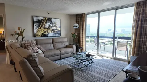 3600 Mystic Pointe Drive Aventura FL 33180