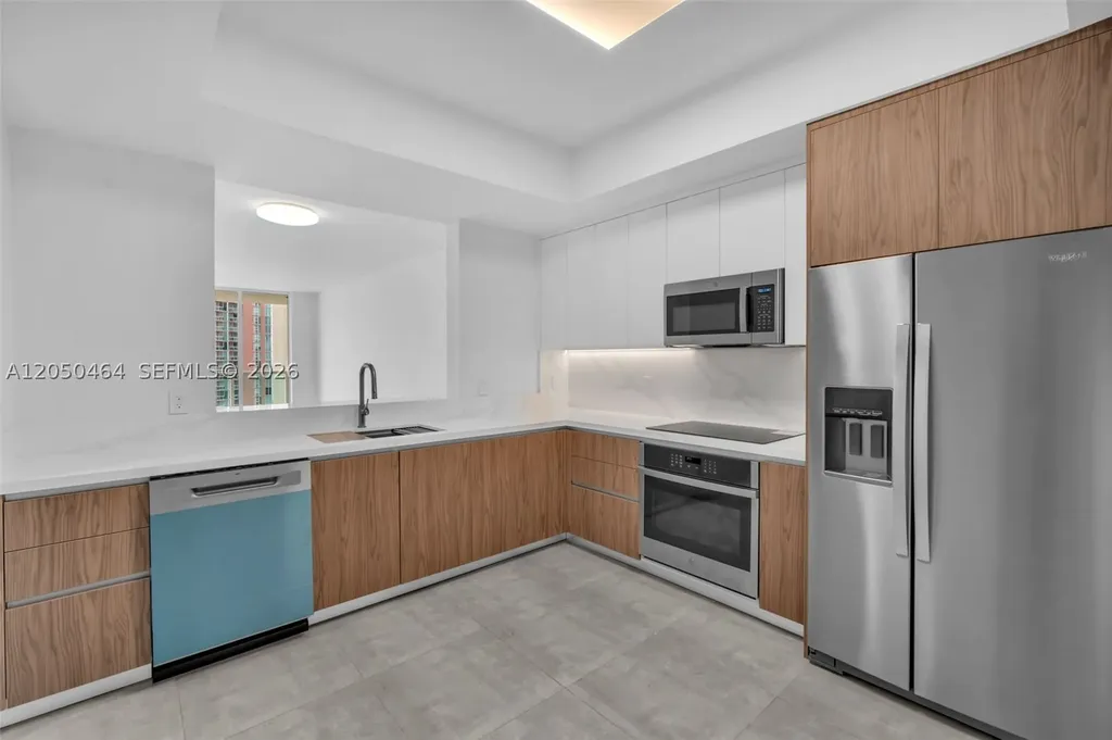 3340 NE 190th Street Aventura FL 33180