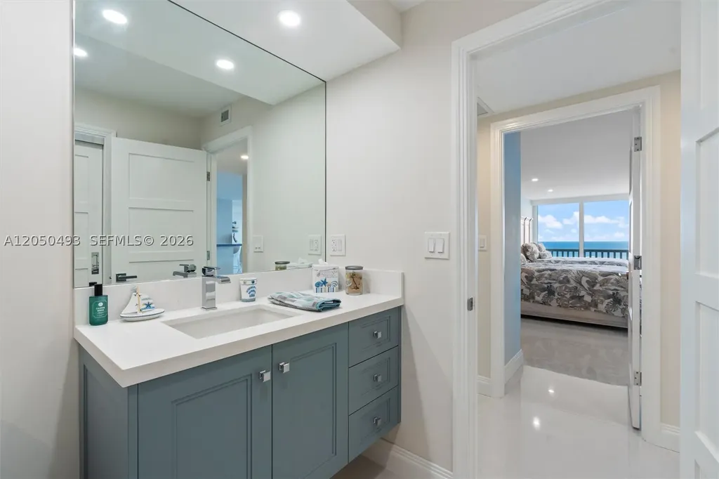 2200 S Ocean Lane Fort Lauderdale FL 33316