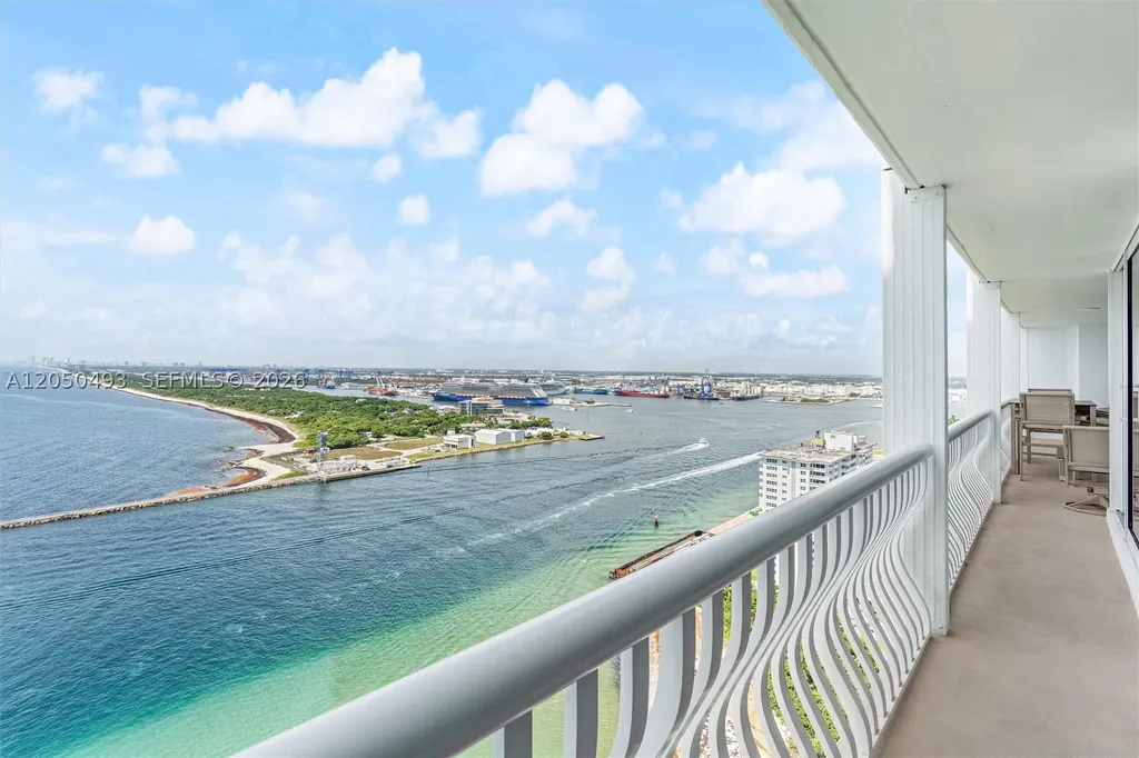 2200 S Ocean Lane Fort Lauderdale FL 33316