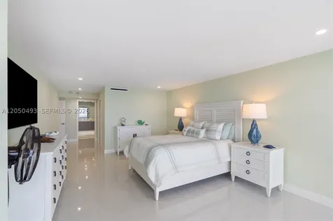 2200 S Ocean Lane Fort Lauderdale FL 33316