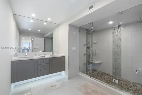 2200 S Ocean Lane Fort Lauderdale FL 33316