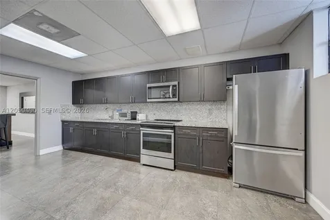 200 E Leslie Drive Hallandale Beach FL 33009