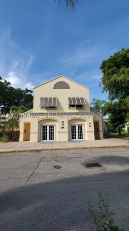 8205 Lake Drive Doral FL 33166