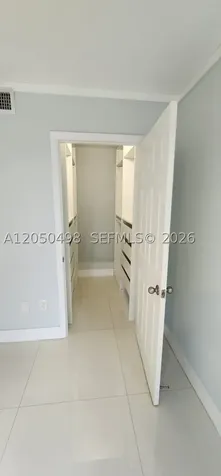 8205 Lake Drive Doral FL 33166