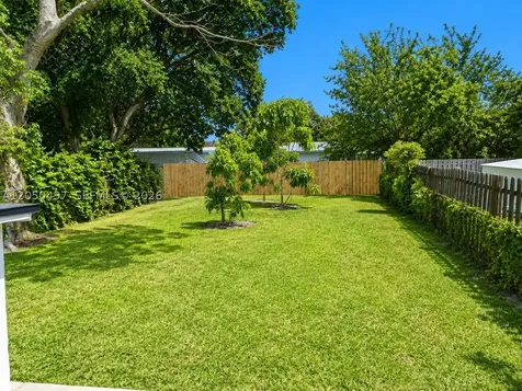 1114 NW 59th Street Miami FL 33127