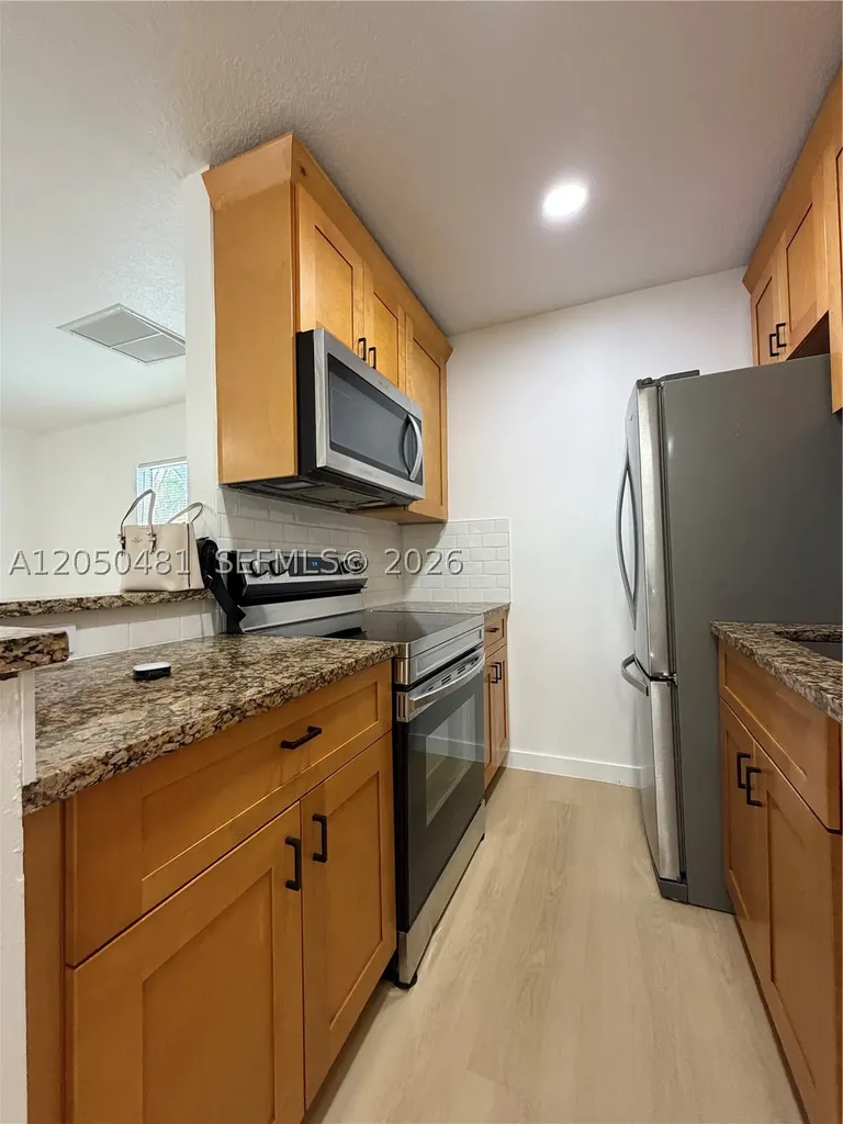 2 Crossings Circle Boynton Beach FL 33435