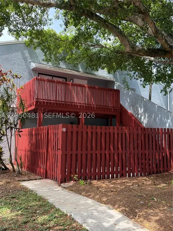 2 Crossings Circle Boynton Beach FL 33435
