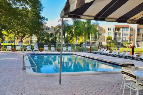 9311 Orange Grove Drive Davie FL 33324