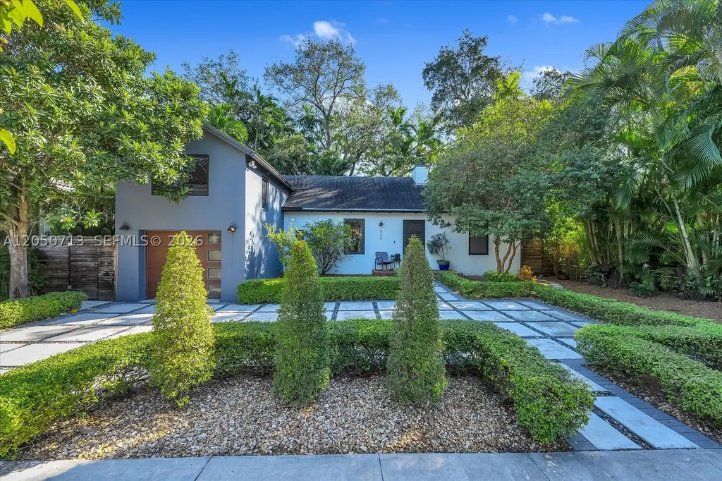 8225 NE 8th Court Miami FL 33138