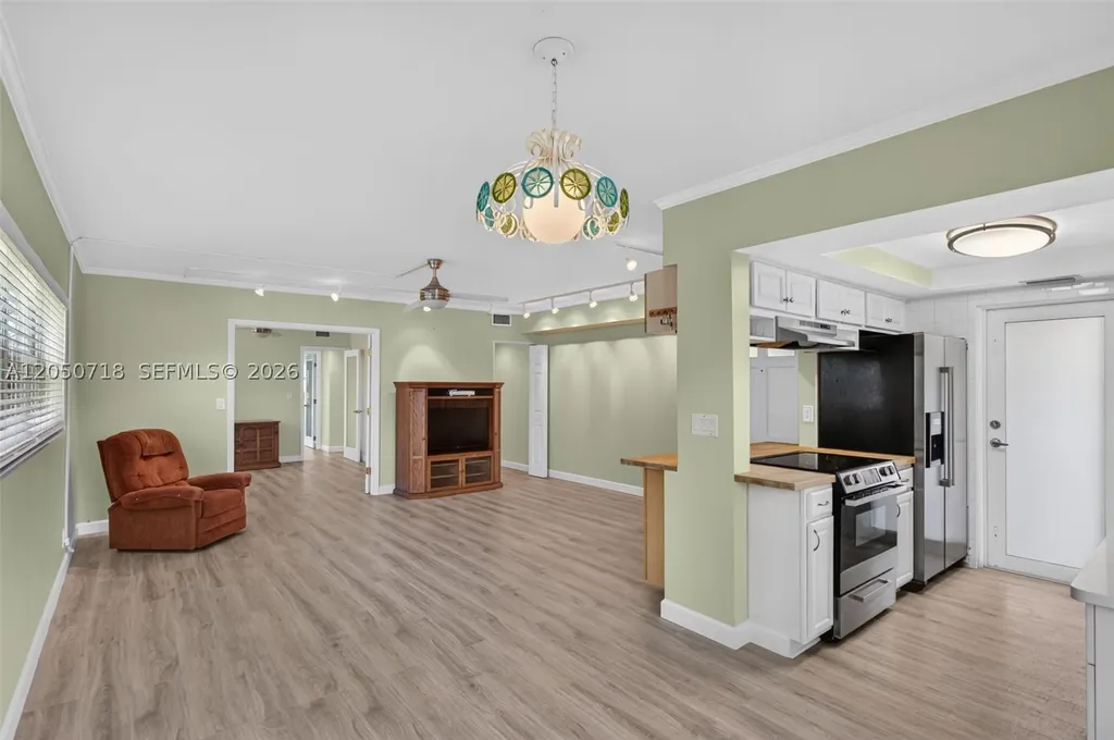 708 SE 7th Avenue Pompano Beach FL 33060
