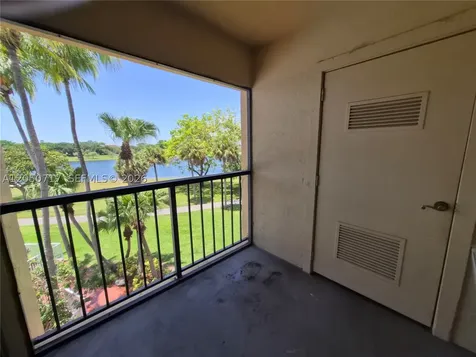 15320 SW 106th Terrace Miami FL 33196