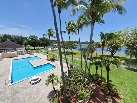 15320 SW 106th Terrace Miami FL 33196
