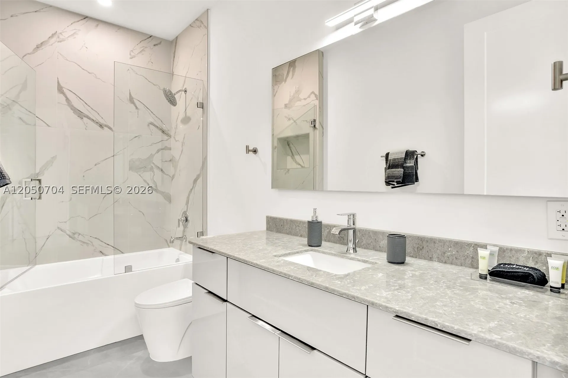 2100 Miami Road Fort Lauderdale FL 33316