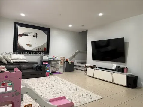 3260 NW 126th Avenue Sunrise FL 33323