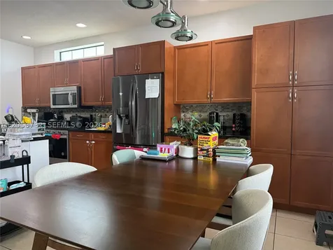 3260 NW 126th Avenue Sunrise FL 33323