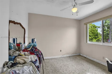 1052 NW 25th Avenue Miami FL 33125