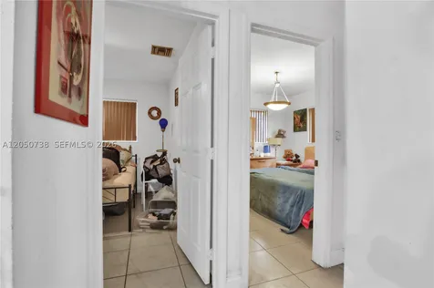 1052 NW 25th Avenue Miami FL 33125