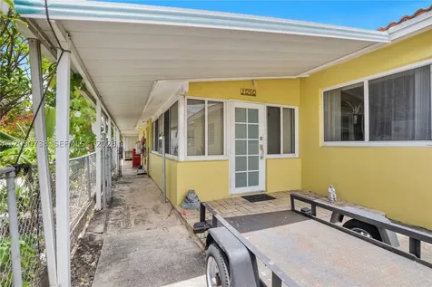 1052 NW 25th Avenue Miami FL 33125