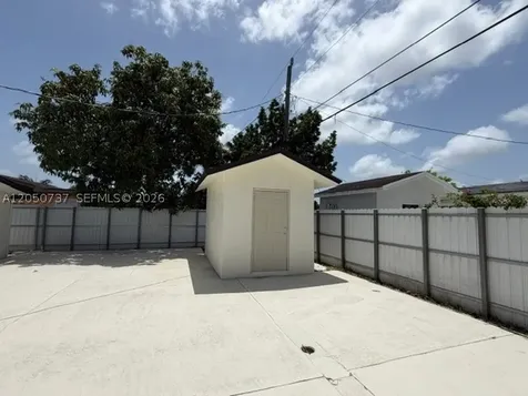 11952 SW 176th Terrace Miami FL 33177