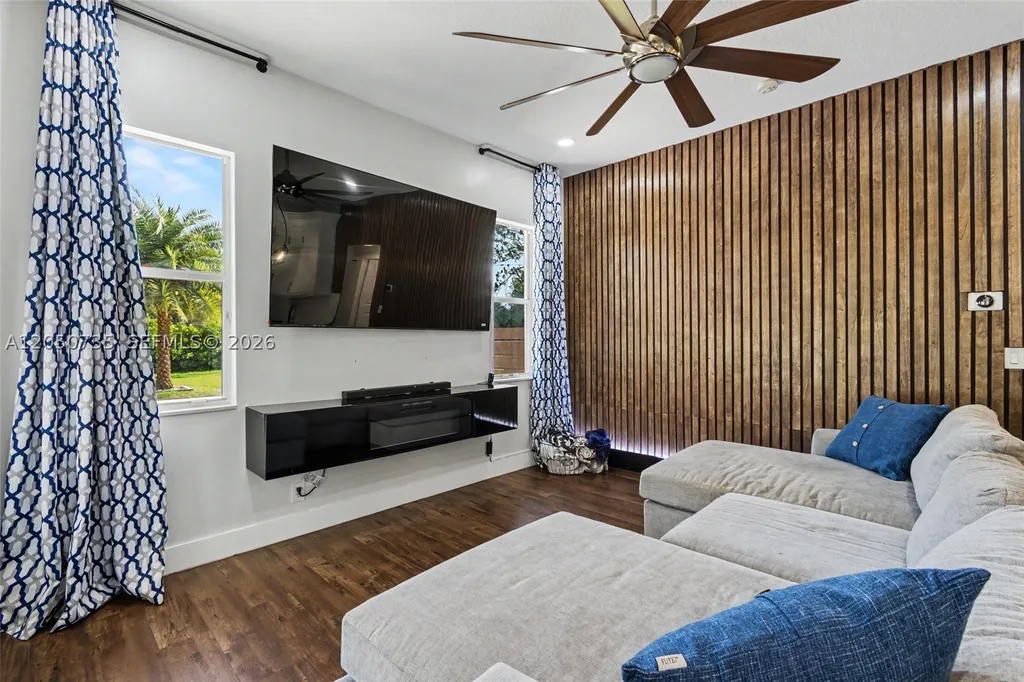 15397 N 66th Court N Loxahatchee FL 33470