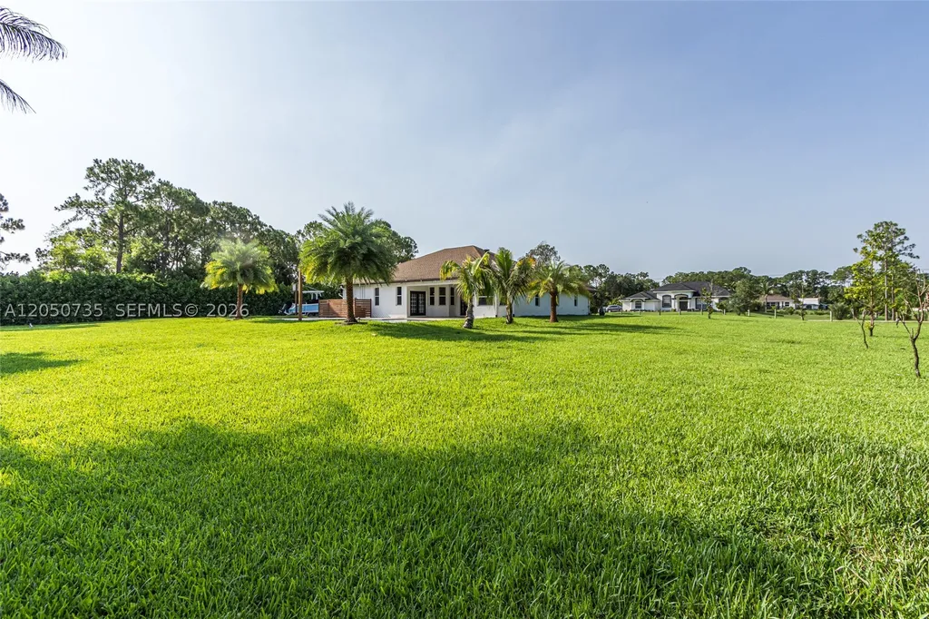 15397 N 66th Court N Loxahatchee FL 33470