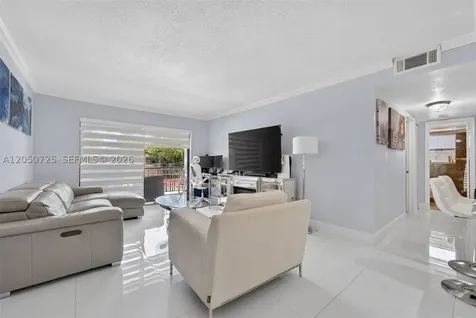 6195 W 18th Avenue Hialeah FL 33012