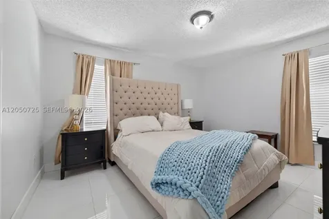 6195 W 18th Avenue Hialeah FL 33012