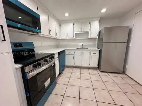 2025 NE 164th Street North Miami Beach FL 33162