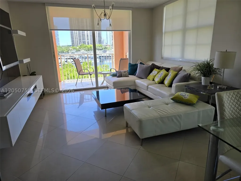19999 E Country Club Drive Aventura FL 33180