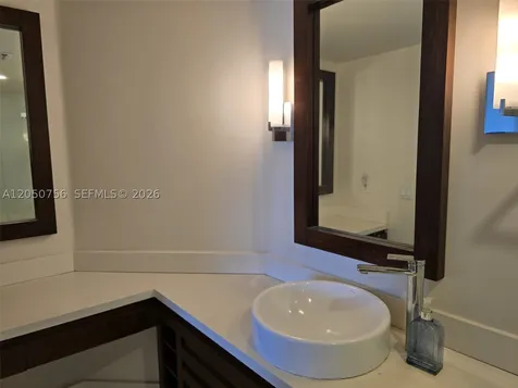 19999 E Country Club Drive Aventura FL 33180