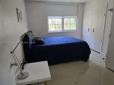 19999 E Country Club Drive Aventura FL 33180