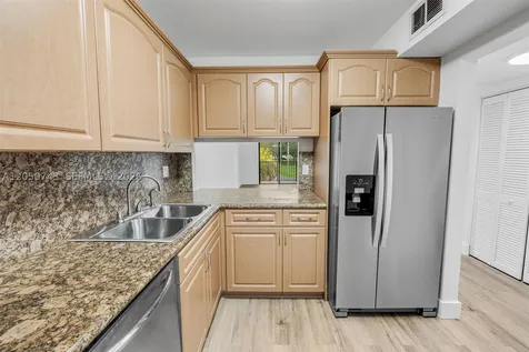 210 W Park Drive Miami FL 33172