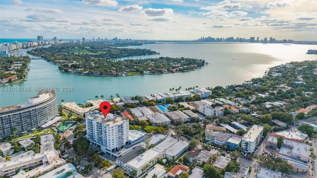 6900 Bay Drive Miami Beach FL 33141