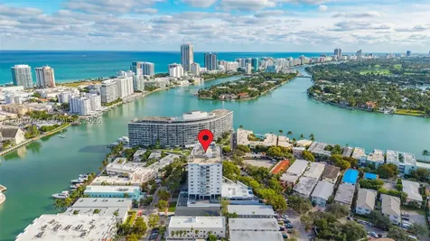 6900 Bay Drive Miami Beach FL 33141