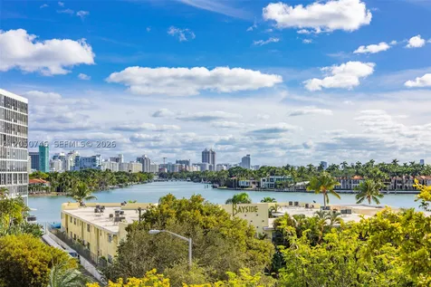 6900 Bay Drive Miami Beach FL 33141